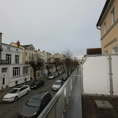 In Warnemuende, Friedrich-franz-strasse 11 Apartment *