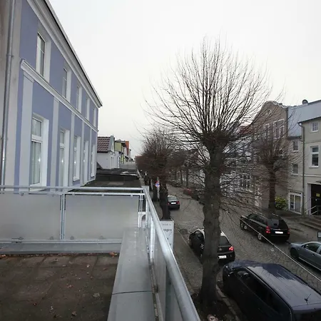 Apartment Ff11 In Warnemuende, Friedrich-franz-strasse 11 *
