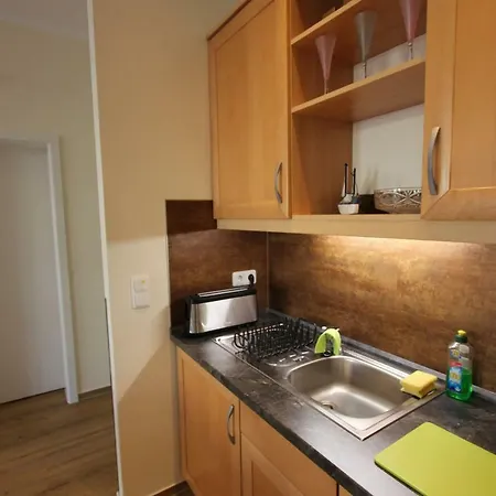 In Warnemünde, Friedrich-franz-straße 11 *