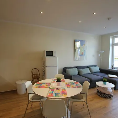 In Warnemuende, Friedrich-franz-strasse 11 Apartment