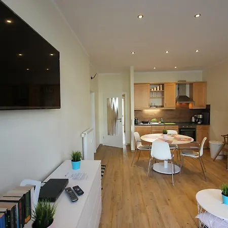 In Warnemuende, Friedrich-franz-strasse 11 Apartment *