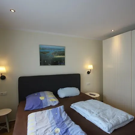 Apartment In Warnemuende, Friedrich-franz-strasse 11