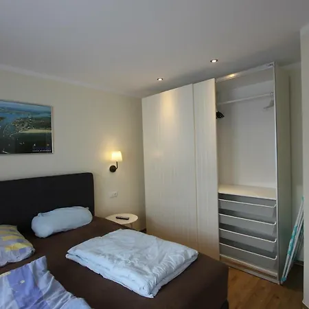 Apartment Ff11 In Warnemuende, Friedrich-franz-strasse 11