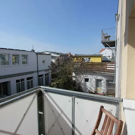 In Warnemuende, Friedrich-franz-strasse 11 Apartment
