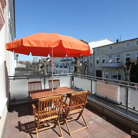 Ff11 In Warnemuende, Friedrich-franz-strasse 11 *