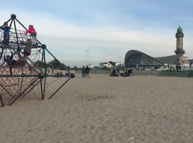 Ff11 In Warnemuende, Friedrich-franz-strasse 11