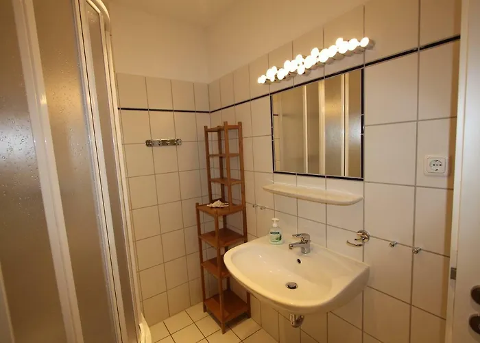 Ff11 In Warnemuende, Friedrich-franz-strasse 11