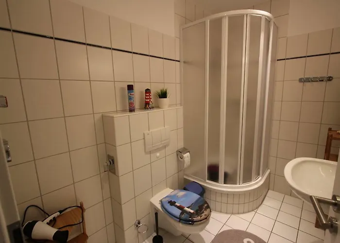 Ff11 In Warnemuende, Friedrich-franz-strasse 11