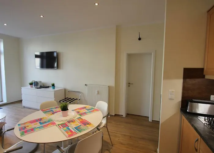 Ff11 In Warnemuende, Friedrich-franz-strasse 11 *