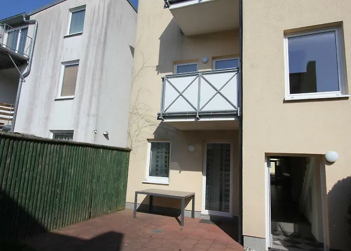 Ff11 In Warnemuende, Friedrich-franz-strasse 11 * Rostock