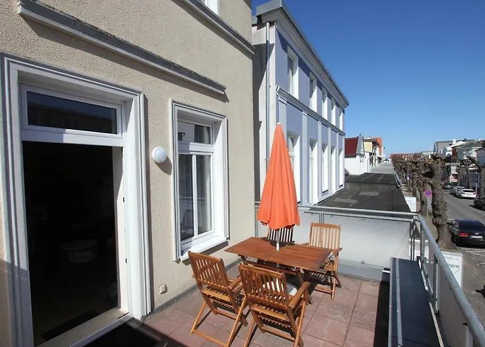 Ff11 In Warnemuende, Friedrich-franz-strasse 11