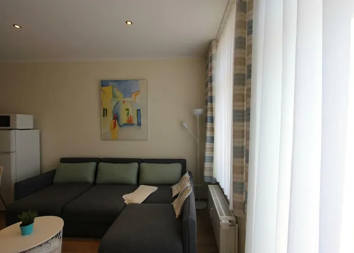 Ff11 In Warnemuende, Friedrich-franz-strasse 11 Rostock